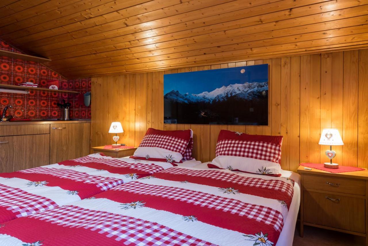 Haus Alpenblick Apartment Saas-Grund Bagian luar foto